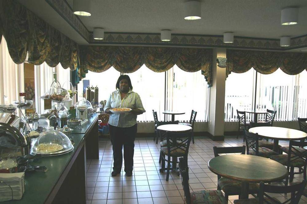 Quality Inn Monroe Restaurant photo